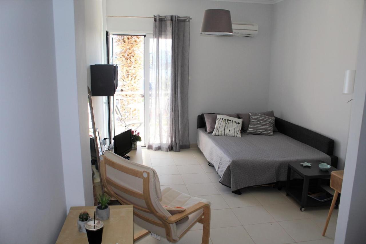 Apartments Mare Blu By The Sea. Porto Rafti Bagian luar foto