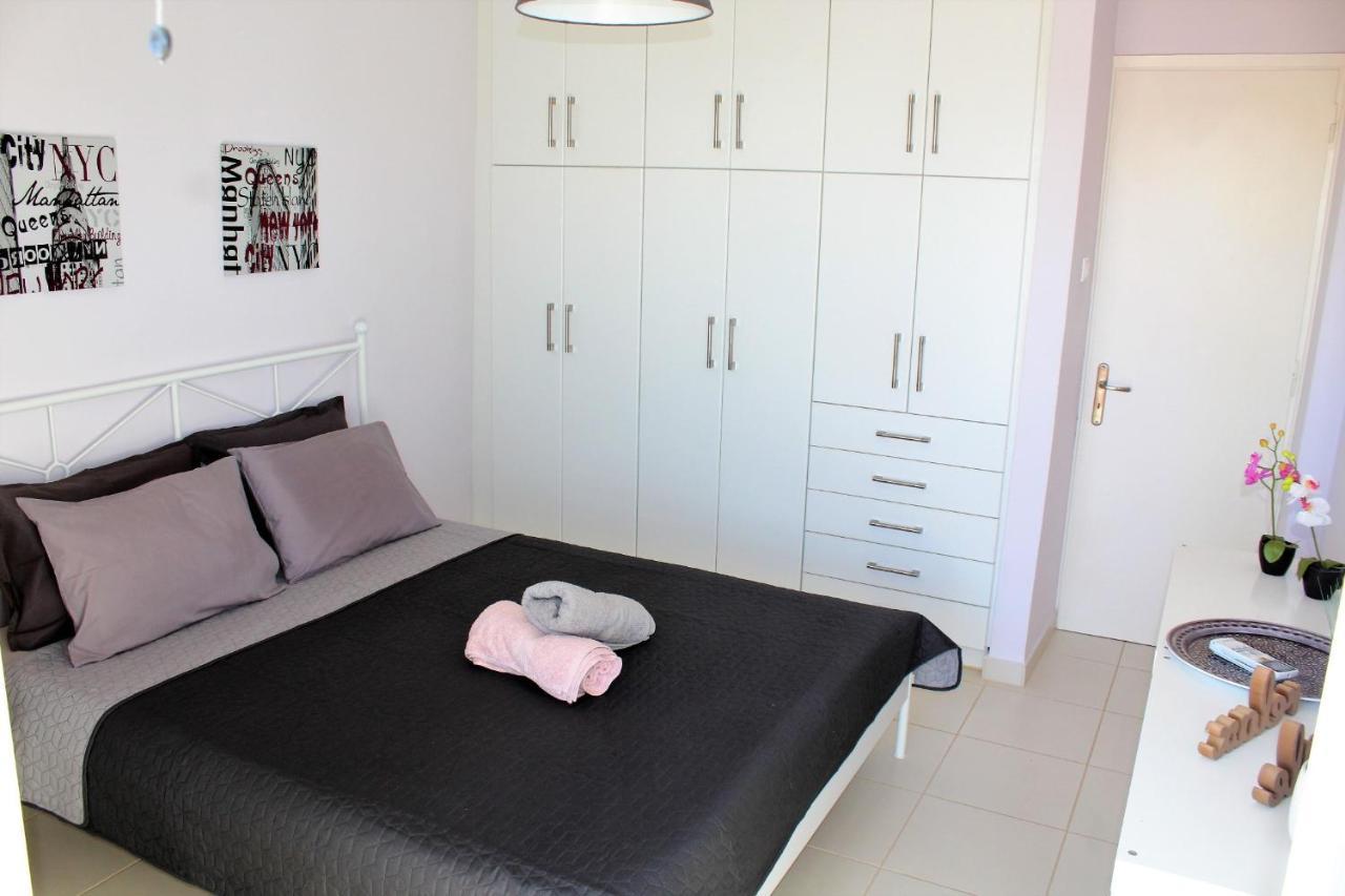 Apartments Mare Blu By The Sea. Porto Rafti Bagian luar foto