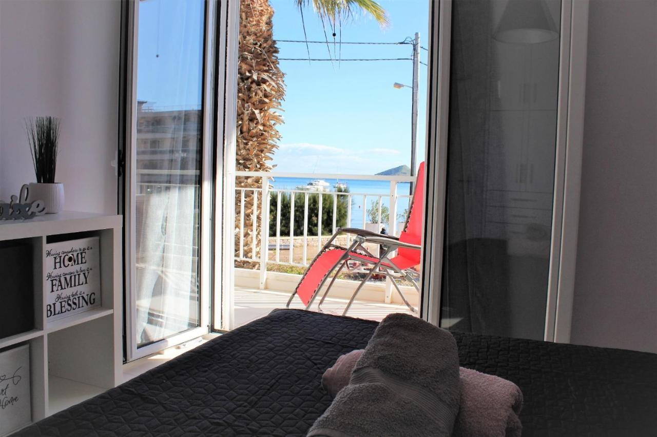 Apartments Mare Blu By The Sea. Porto Rafti Bagian luar foto