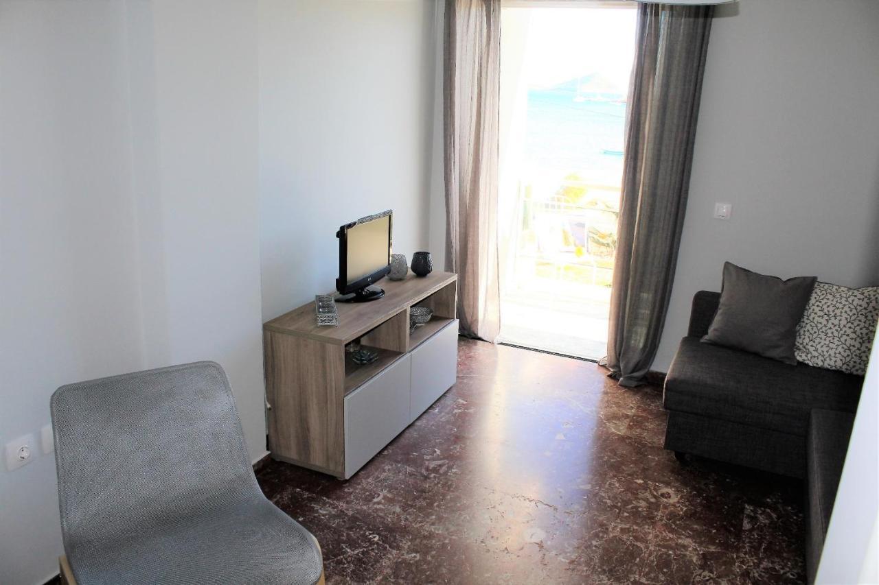 Apartments Mare Blu By The Sea. Porto Rafti Bagian luar foto