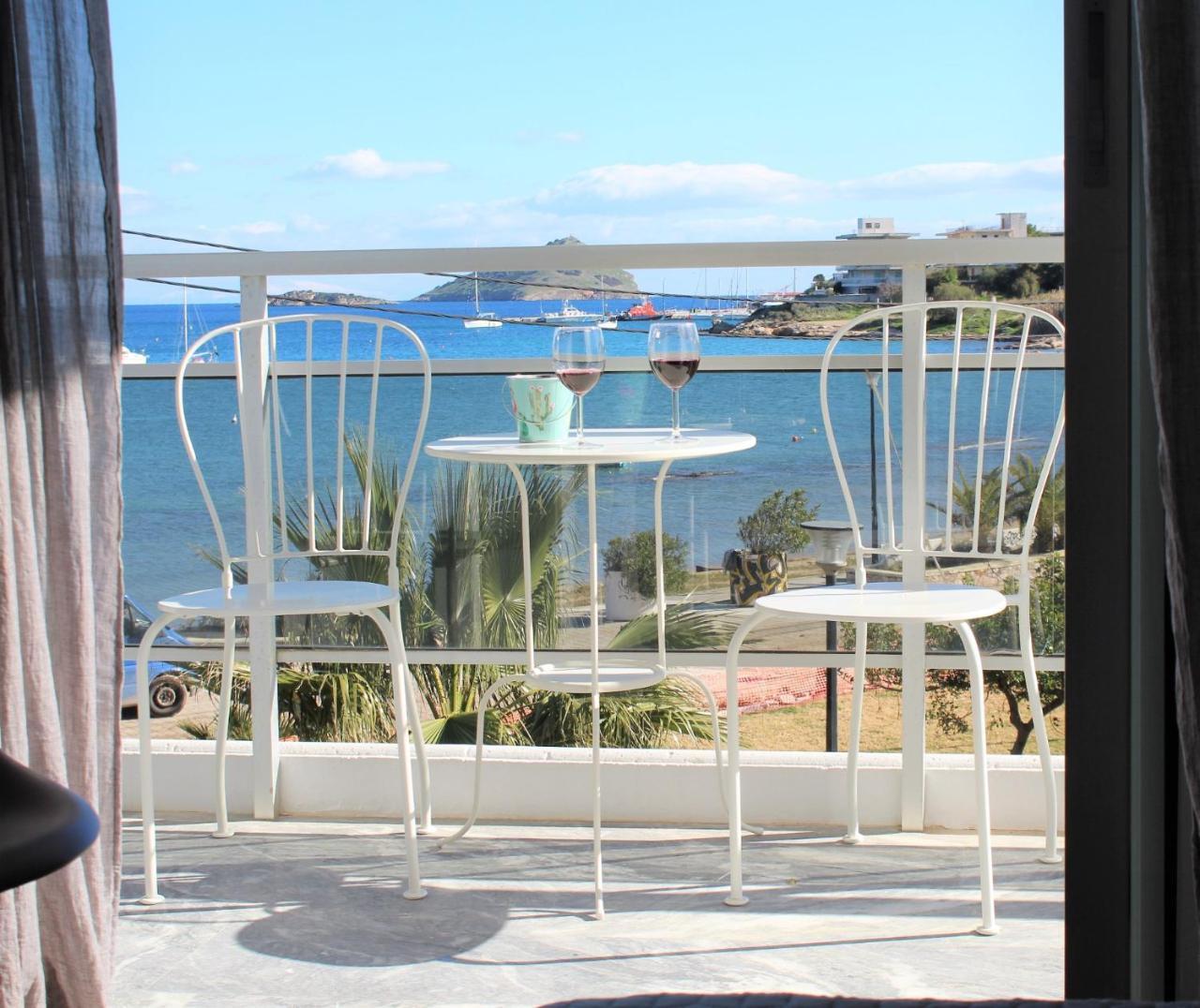 Apartments Mare Blu By The Sea. Porto Rafti Bagian luar foto